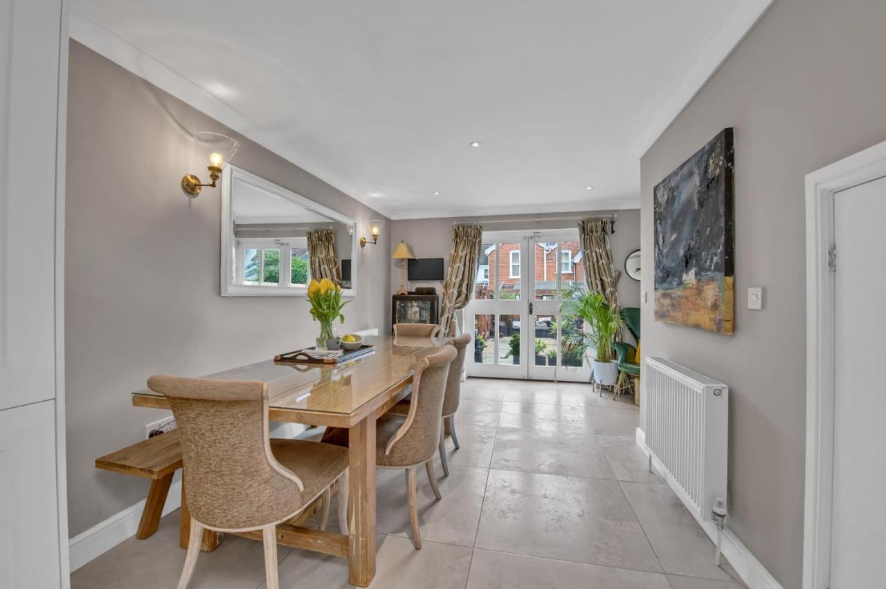 Stylish 3 Bedroom Townhouse For 5 Guests, Set In The Medieval Grid With Off Street Parking Bury St. Edmunds Εξωτερικό φωτογραφία