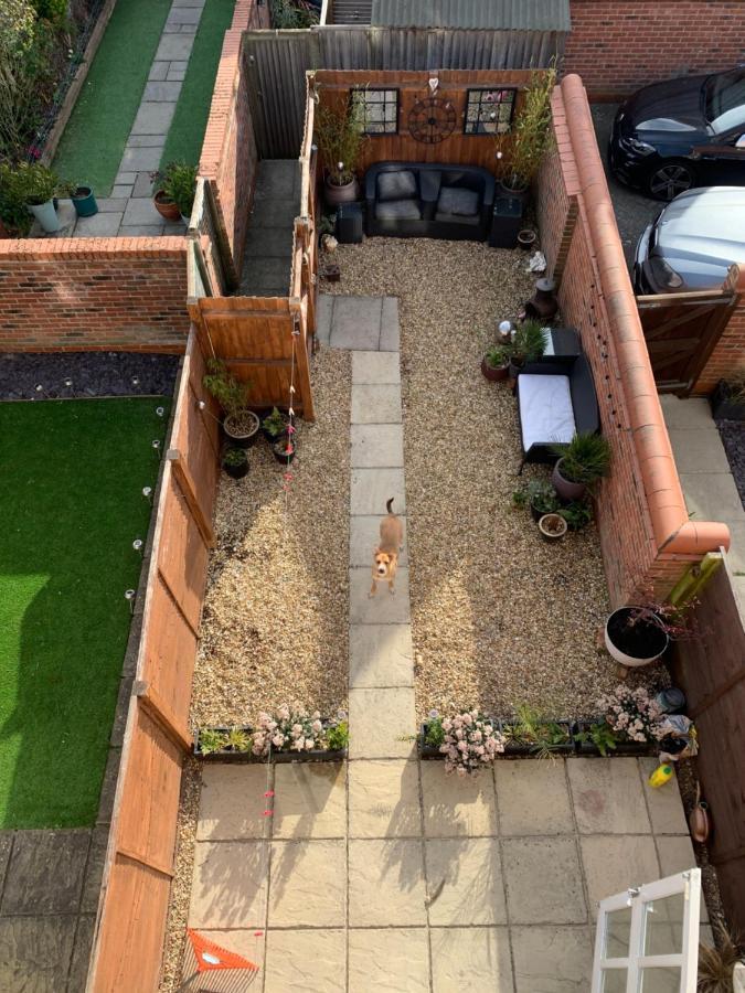 Stylish 3 Bedroom Townhouse For 5 Guests, Set In The Medieval Grid With Off Street Parking Bury St. Edmunds Εξωτερικό φωτογραφία